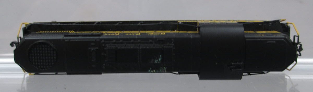 Atlas 40002614 N Scale Nickel Plate Road RS-11 Diesel Locomotive #856
