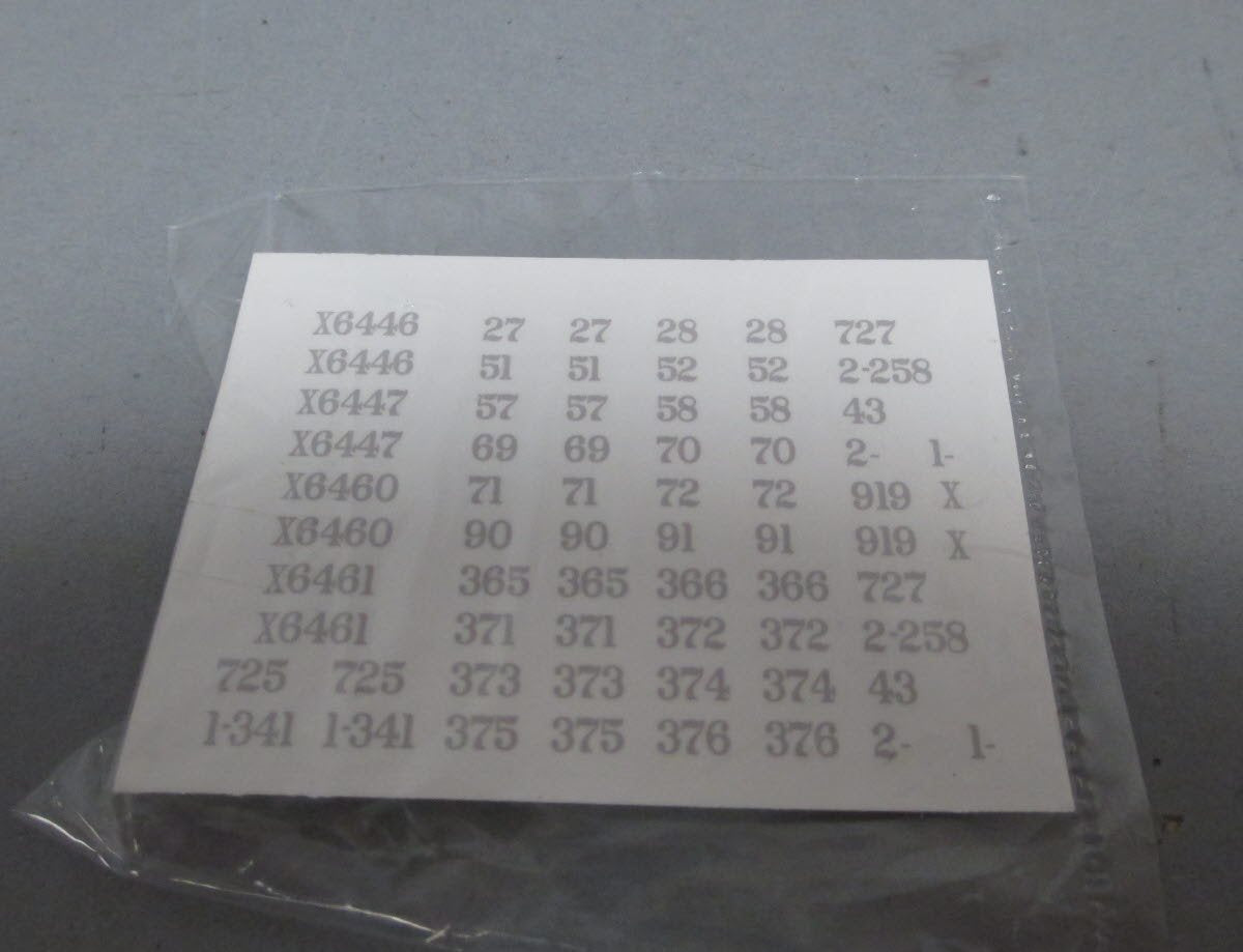 Athearn G22500 HO Southern Pacific EMD FP7A Diesel Locomotive w/Road Pilot #6447