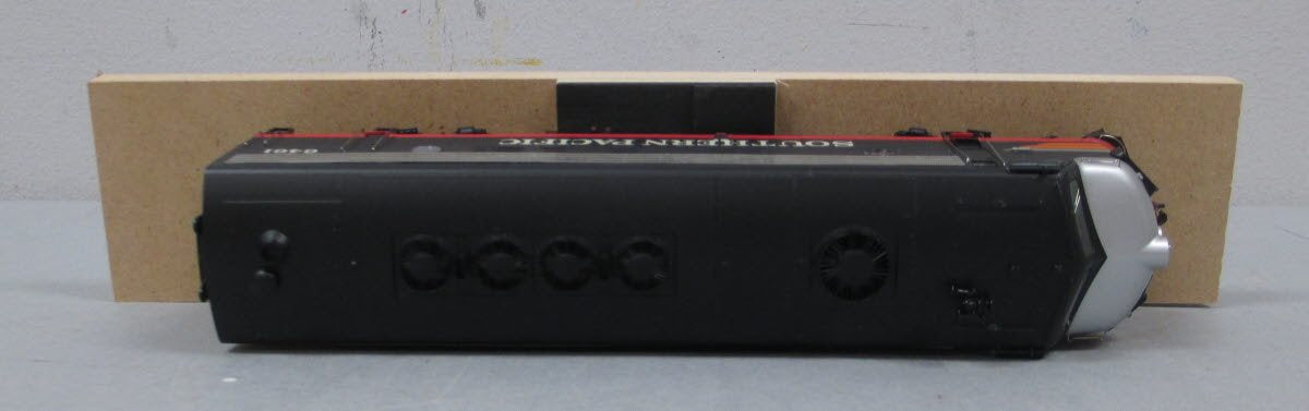 Athearn G22501 HO Southern Pacific EMD FP7A Diesel Locomotive w/Snowplow #6461