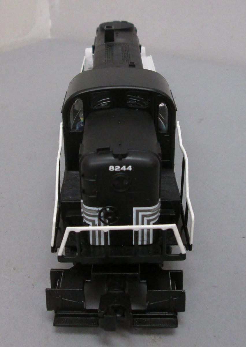 Lionel 6-38779 NYC LionChief Plus RS-3 Diesel Locomotive #8244