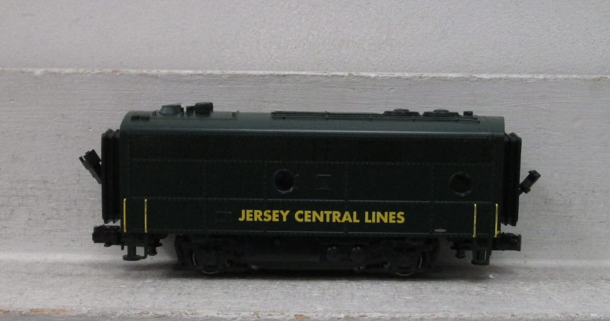 RMT 92726 O Jersey Central Lines BEEF EMD F-3 B-Unit Powered Diesel Locomotive