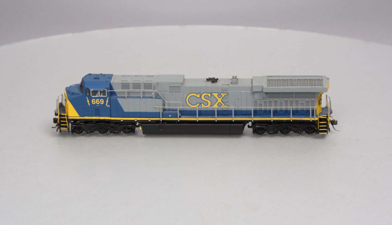 Broadway Limited 983 HO CSX Stealth Series Diesel GE AC6000CW #669