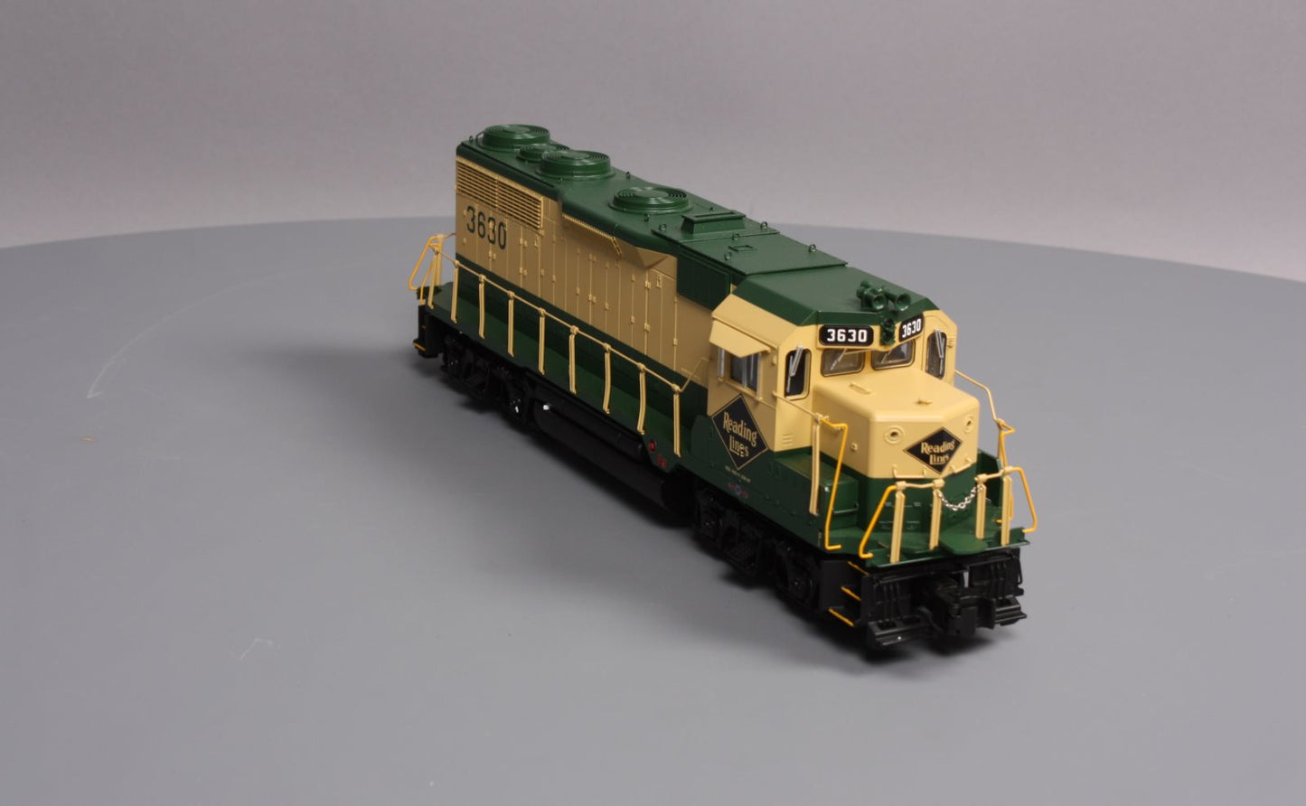 Lionel 6-38973 Reading Legacy GP35 Diesel Locomotive #3630