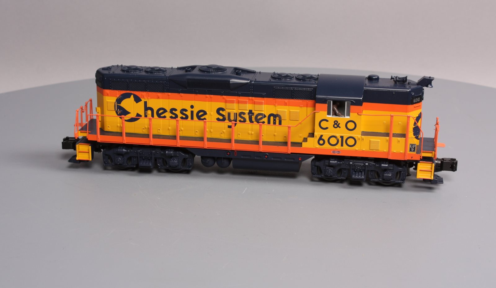 MTH 30-20270-1 Chessie GP9 Diesel Engine with Proto-Sound 3.0 #6010