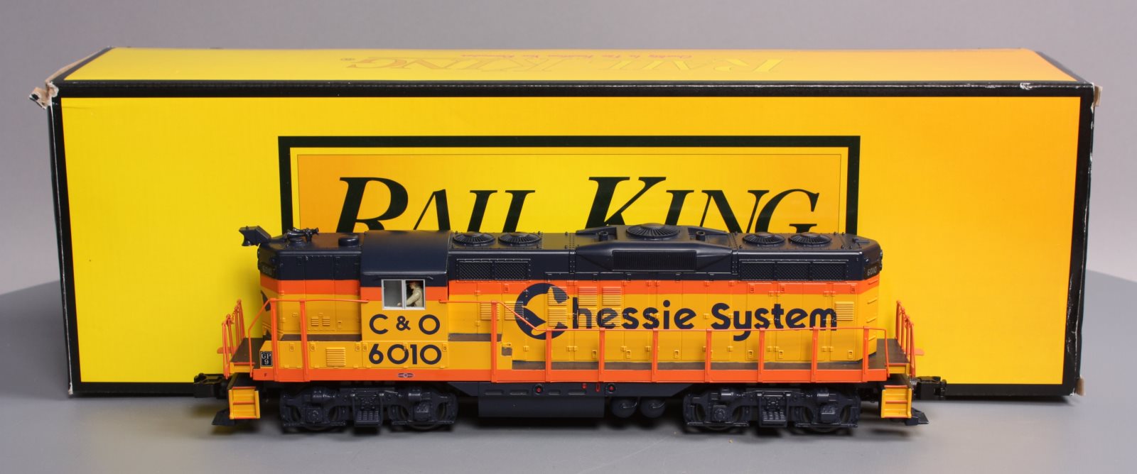 MTH 30-20270-1 Chessie GP9 Diesel Engine with Proto-Sound 3.0 #6010