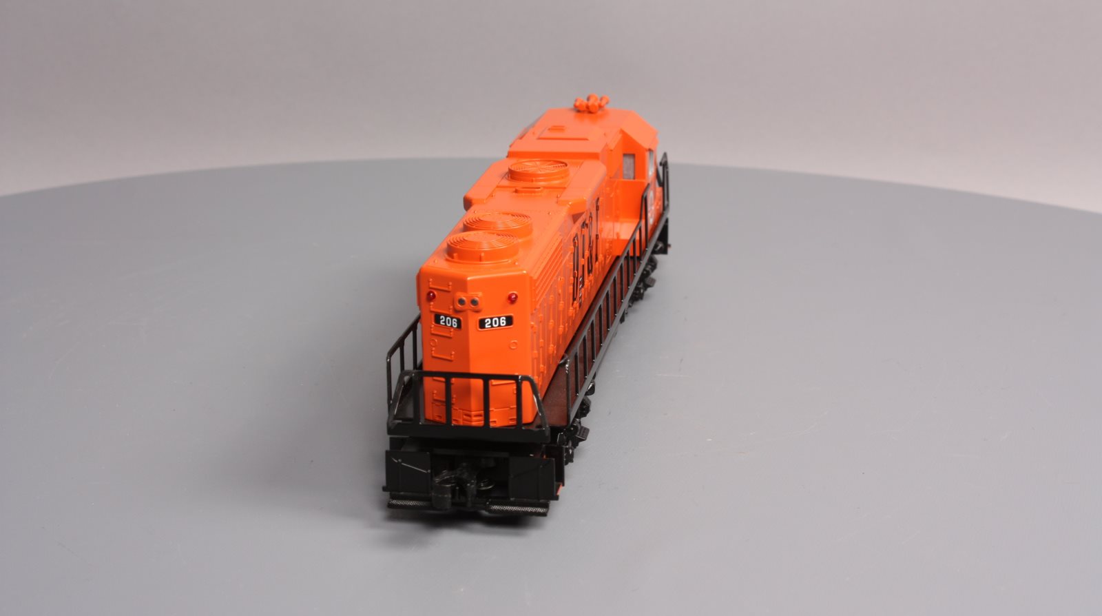 Williams 21319 O DT&I GP38 Dummy Diesel Locomotive