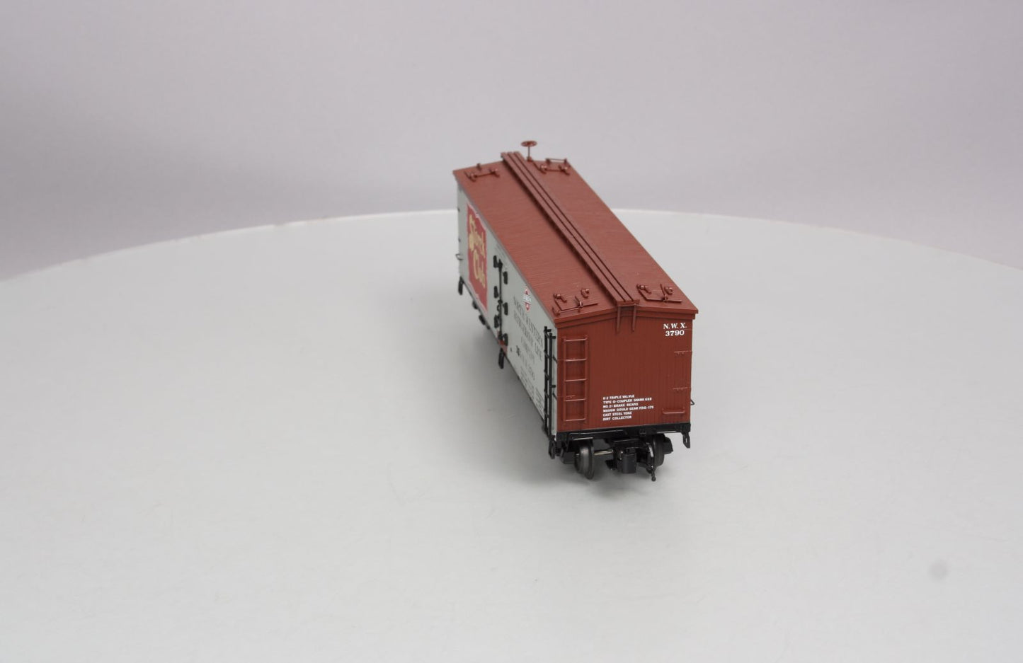 Atlas 3001541-1 40' Wood Reefer Storcks Beer (3Rail)