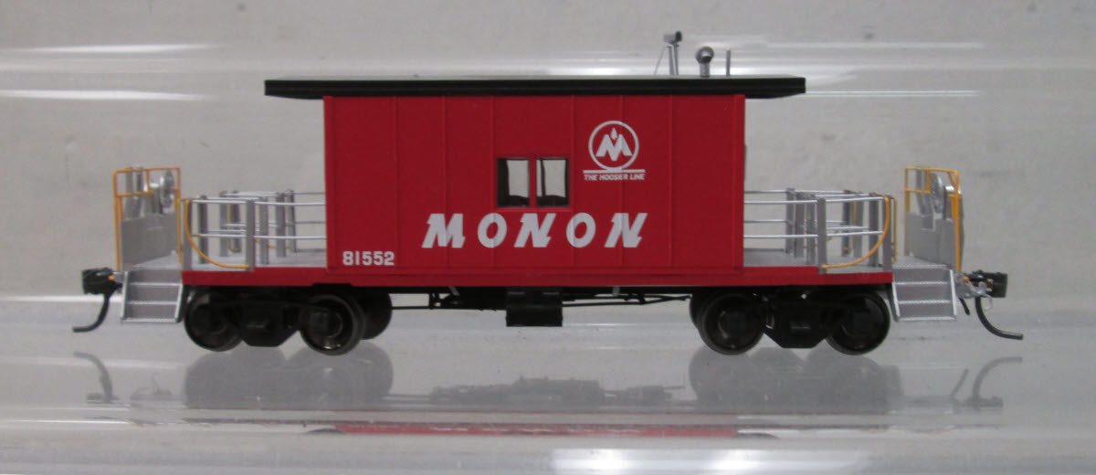 Bluford Shops 33021 HO Monon Steel Transfer Caboose with Long Roof #81552