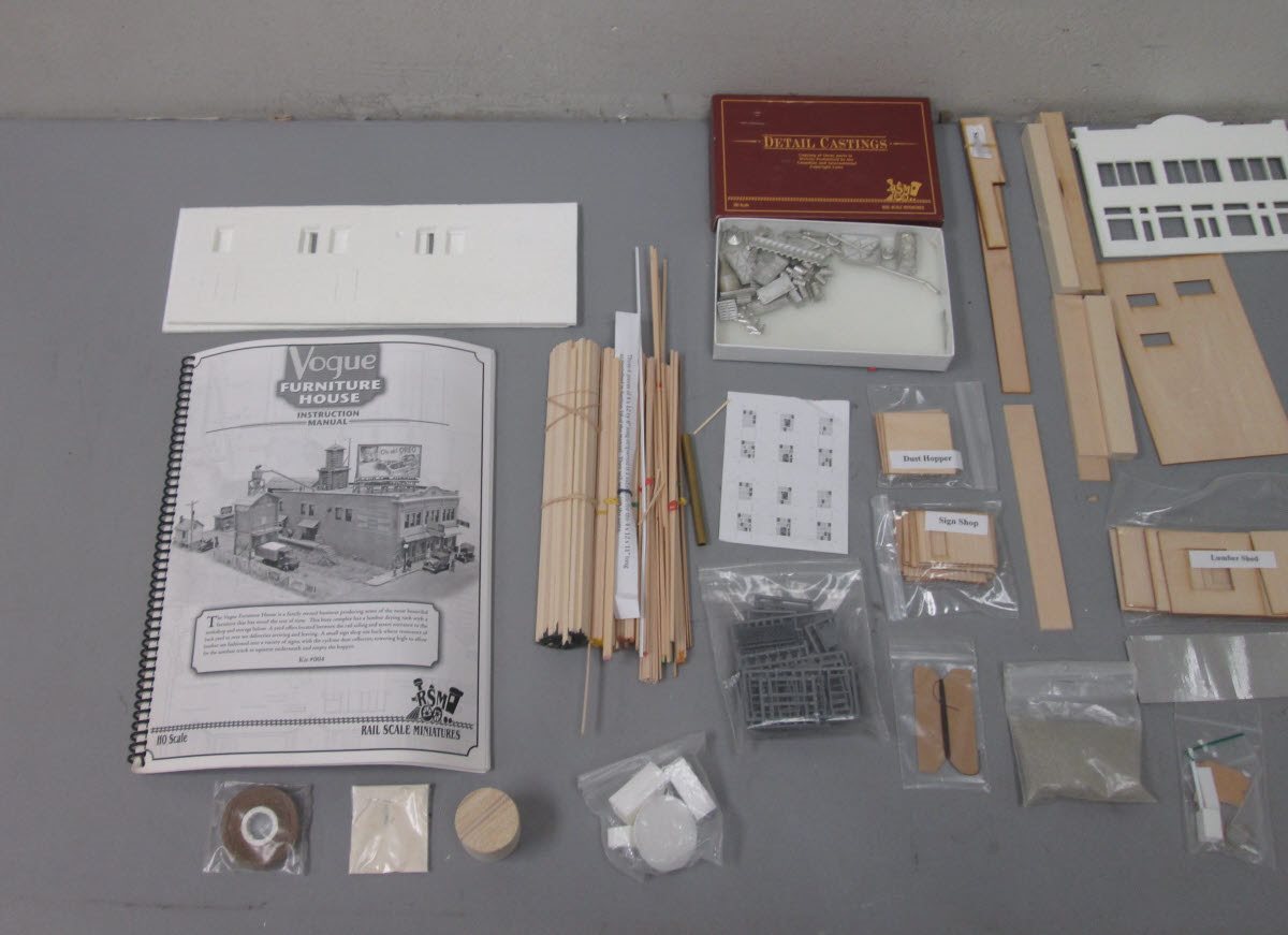 Rail Scale Miniatures 004 HO Scale Vogue Furniture House Craftsman Kit