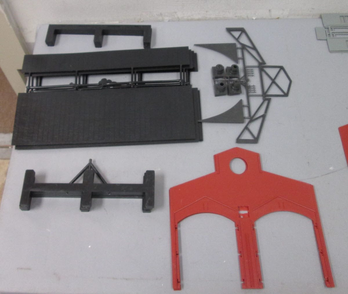 IHC 001 O Scale Enginehouse Kit