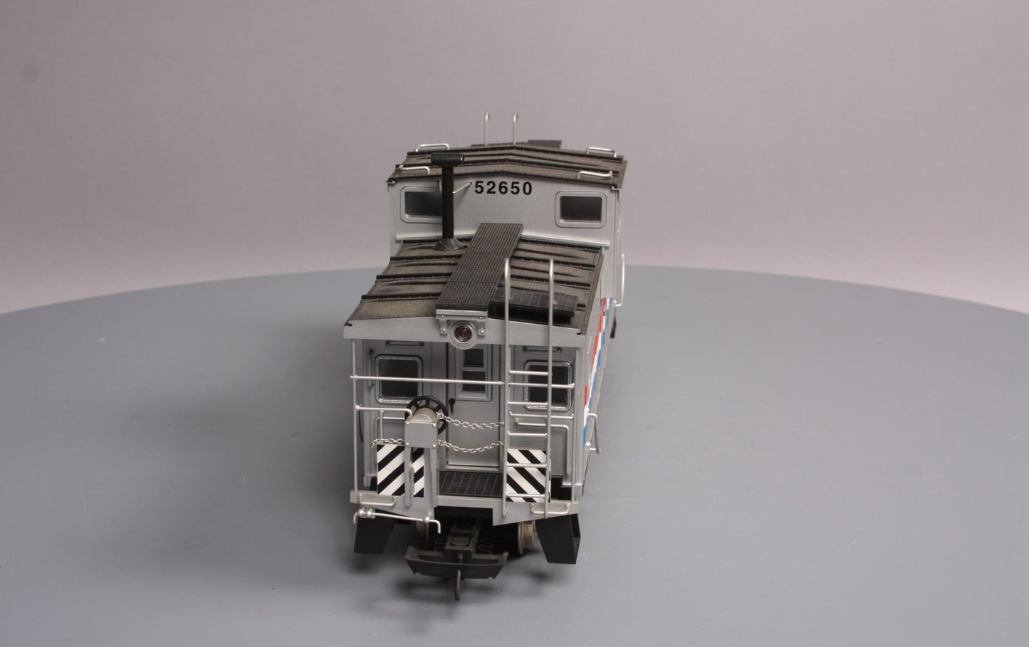 USA Trains 12113 Amtrak Extended Vision Caboose #52650 - Metal Wheels