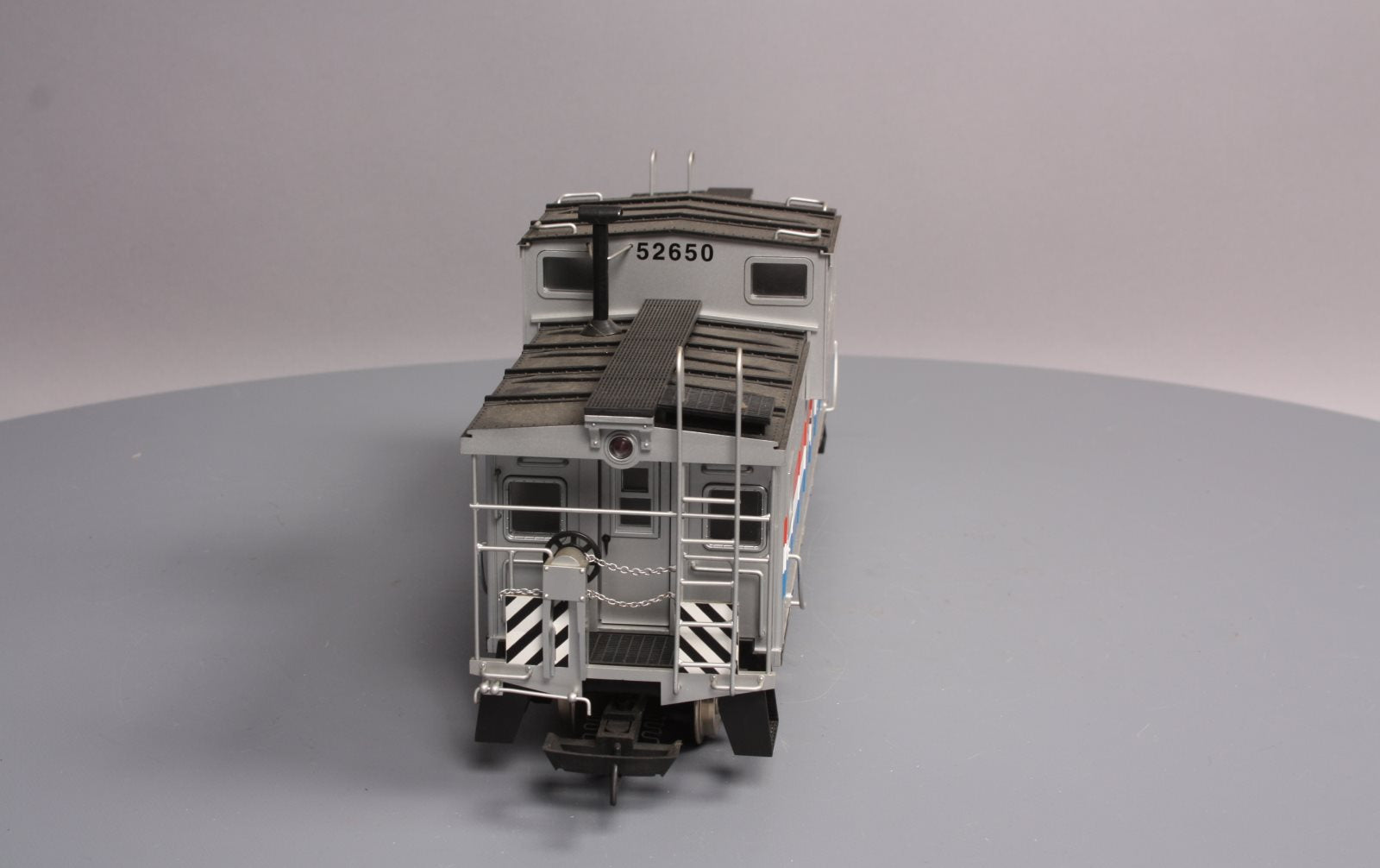 USA Trains 12113 Amtrak Extended Vision Caboose #52650 - Metal Wheels