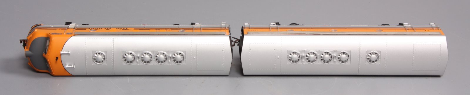 Athearn G22566 HO Scale D&RGW EMD F7A/B #5601, #5602 Diesel Locomotives