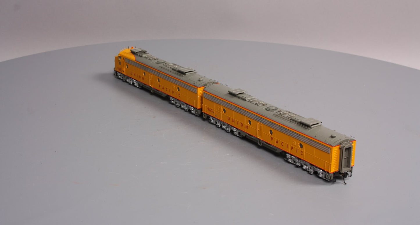 Walthers 920-48384 HO Union Pacific E9A-BM STD Diesels #949/963B