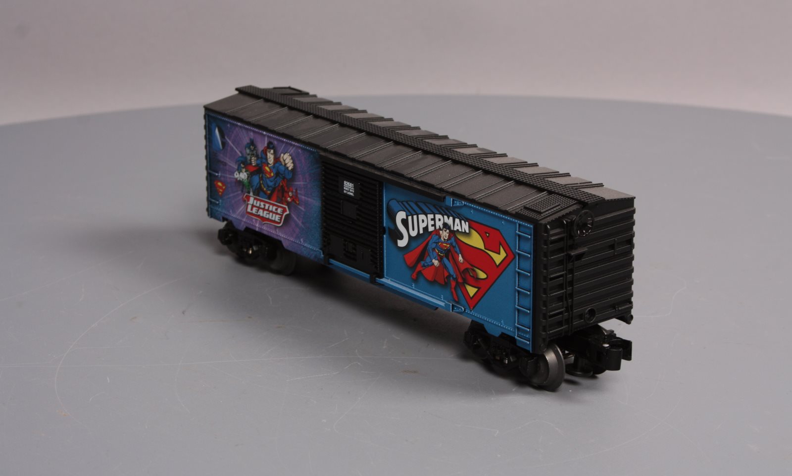 Lionel 6-82681 O Gauge DC Comics Justice League Superman Boxcar