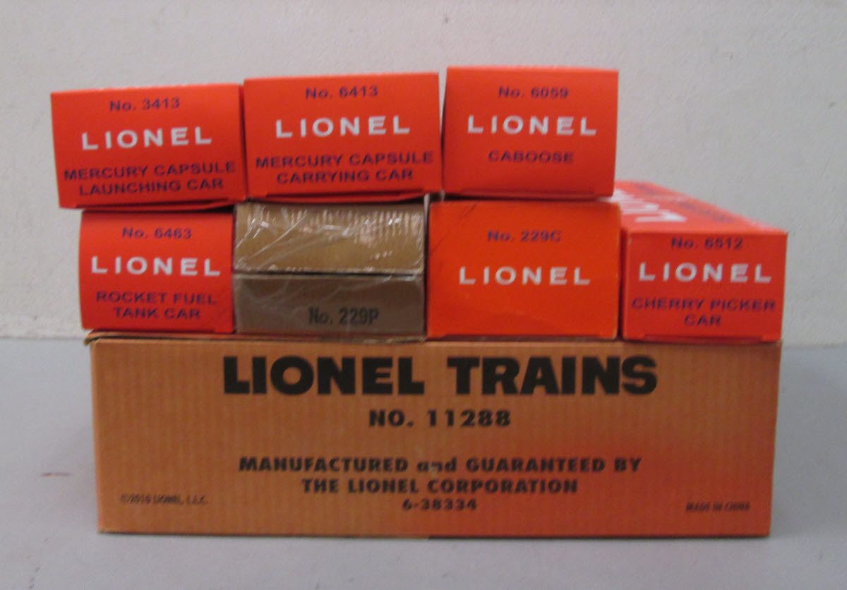 Lionel 6-38334 O Gauge Conventional Classics Orbitor Freight Set