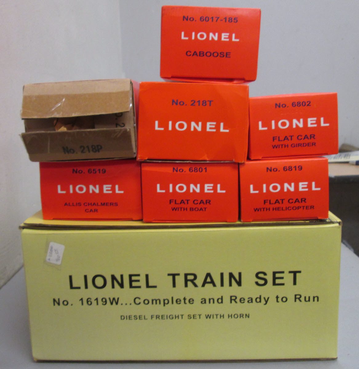 Lionel 6-38342 O Gauge Santa Fe Alco Diesel Freight Train Set #1619W