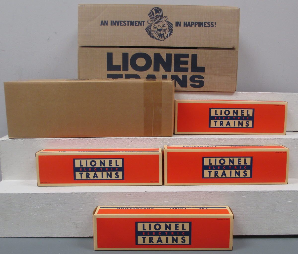 Lionel 6-31775 O Gauge Burlington GP-7 Diesel Passenger Train Set #1562W