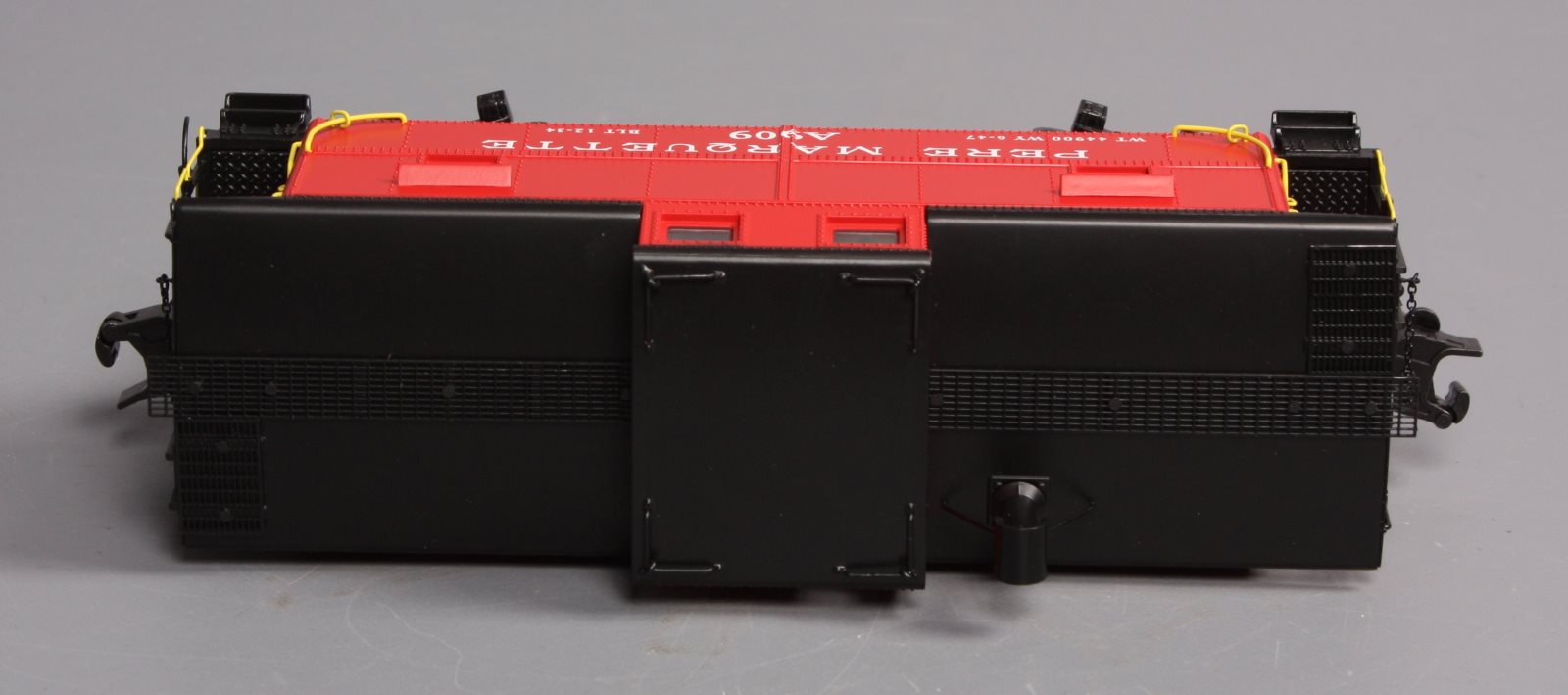 Lionel 6-84138 O Pere Marquette Northeast Caboose