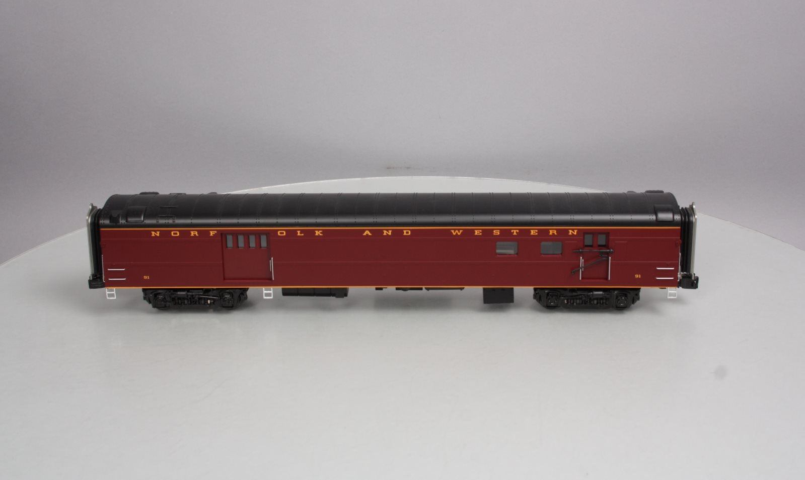 MTH 20-68260 O Norfolk & Western 70' Streamlined Smooth Side RPO Passenger Car