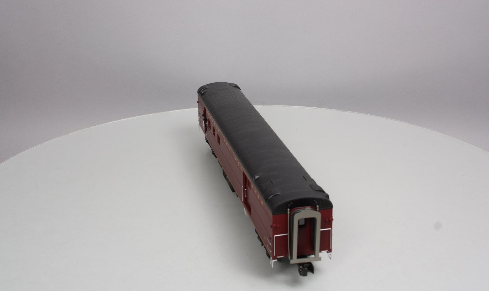 MTH 20-68260 O Norfolk & Western 70' Streamlined Smooth Side RPO Passenger Car