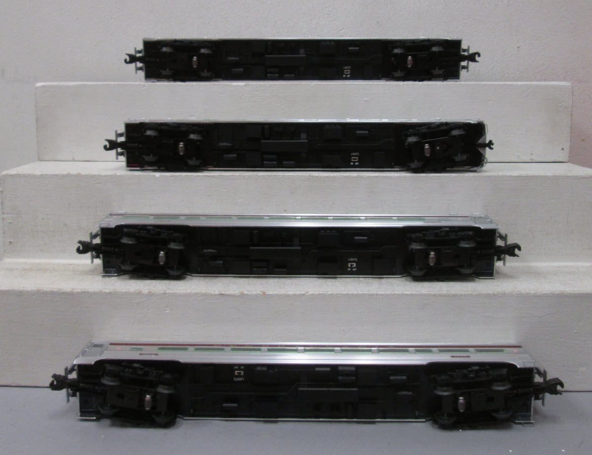 Lionel 6-25450 Pennsylvania Railroad 18 Inch Aluminum Passenger Cars (Pack of 4)
