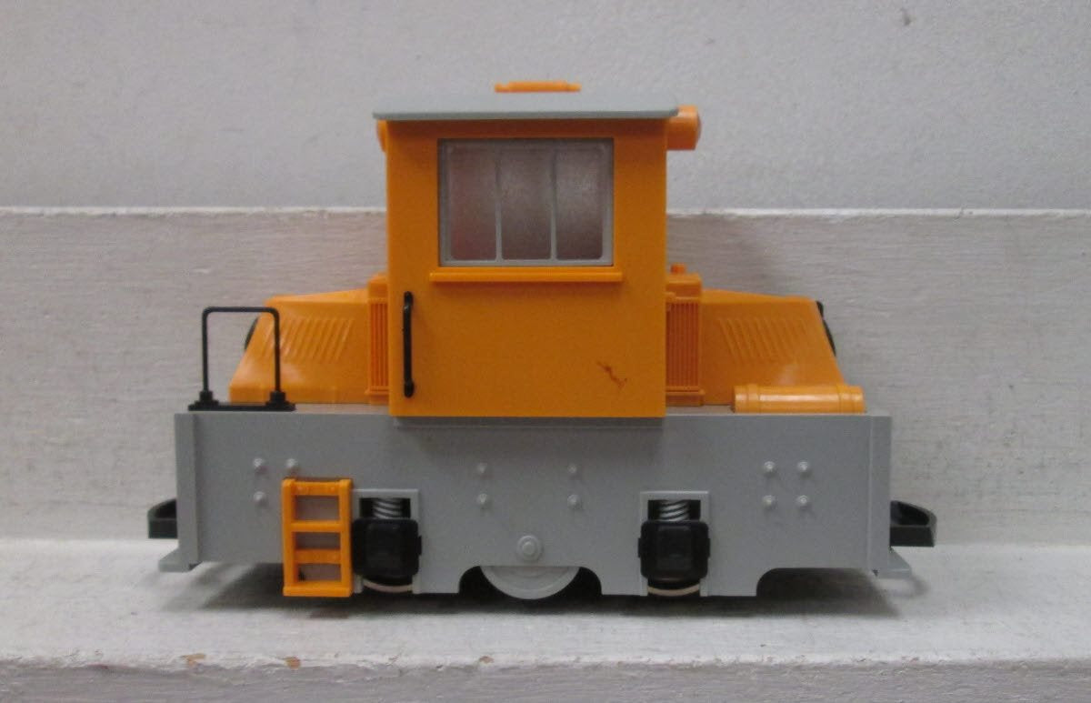 Hartland 09702 G Scale Undecorated Steeple-Cab Diesel Switcher