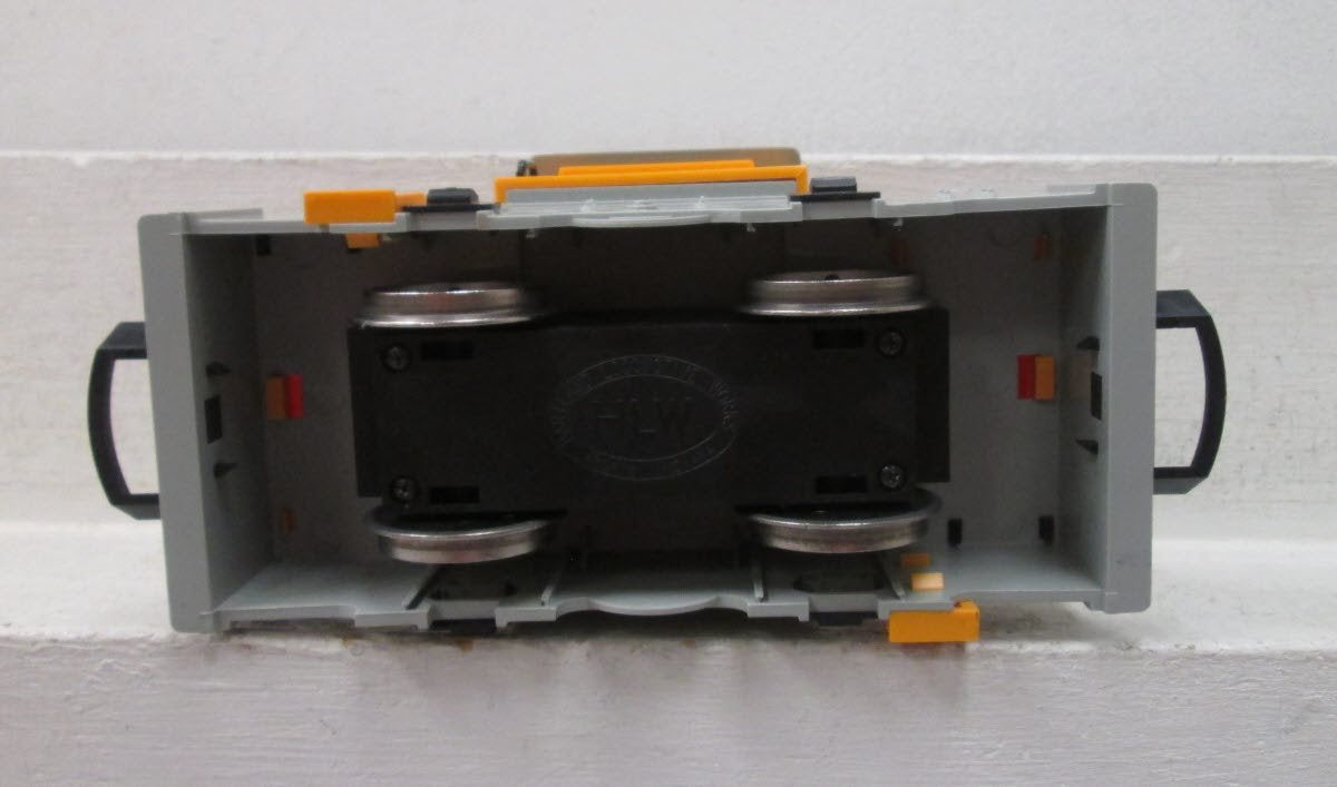 Hartland 09702 G Scale Undecorated Steeple-Cab Diesel Switcher