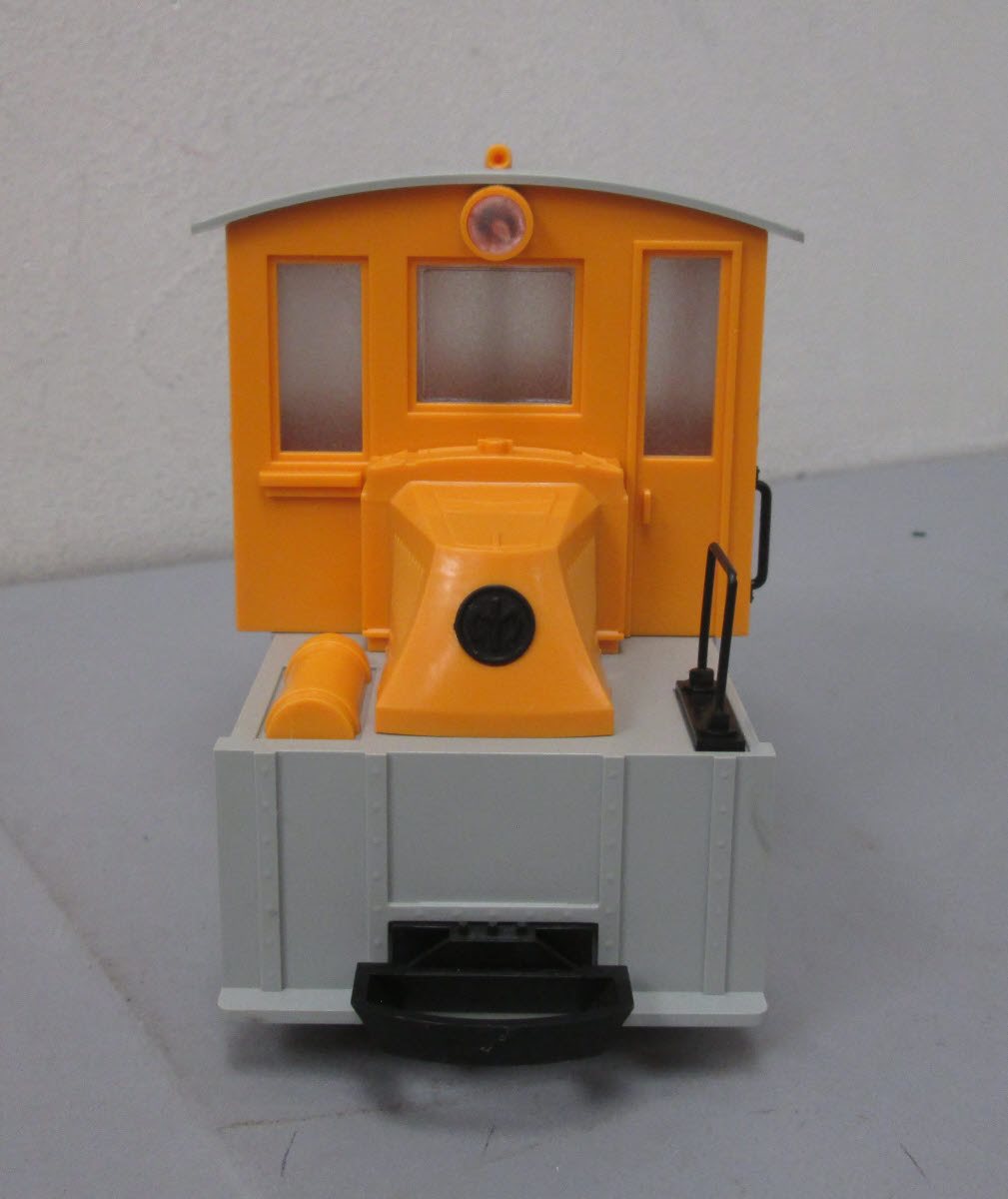 Hartland 09702 G Scale Undecorated Steeple-Cab Diesel Switcher