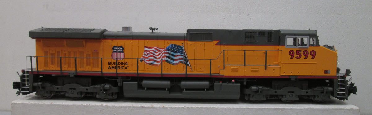 Aristo-Craft 23010 UP Flag & Wings Dash 9-44CW Diesel Locomotive #9599