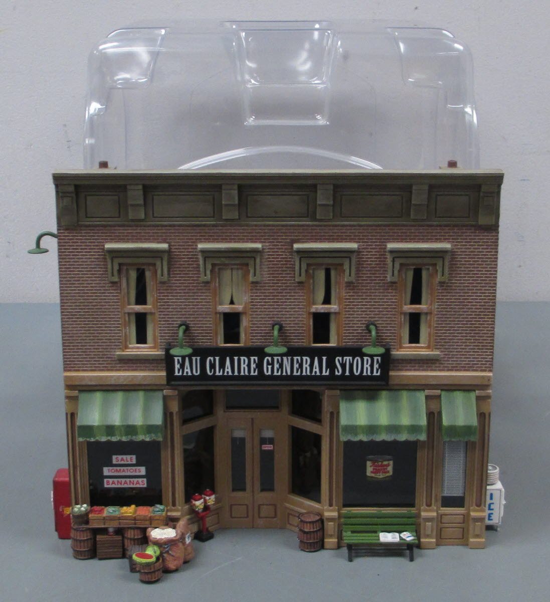 Woodland Scenics BR5821 O Built-&-Ready Eau Claire General Store Building