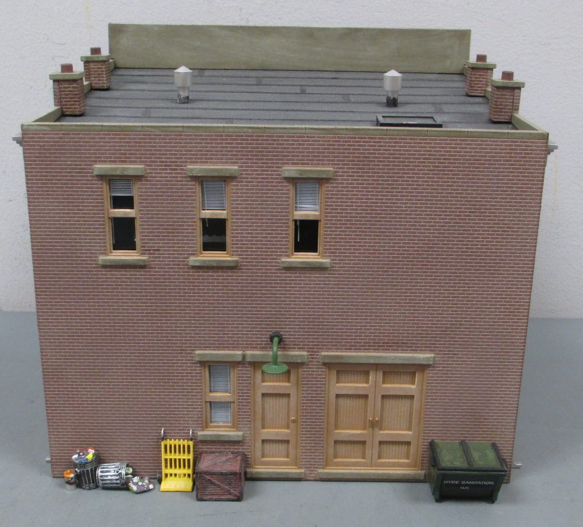 Woodland Scenics BR5821 O Built-&-Ready Eau Claire General Store Building
