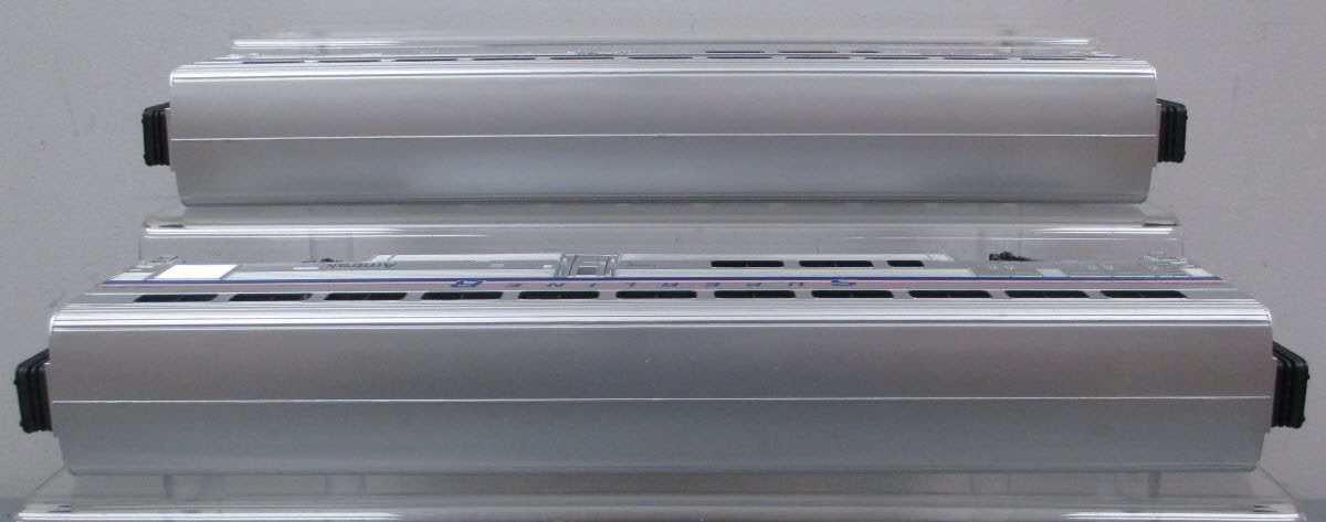 MTH 20-66123 O Amtrak Premier SuperLiner Coach Car Set (Set of 2)