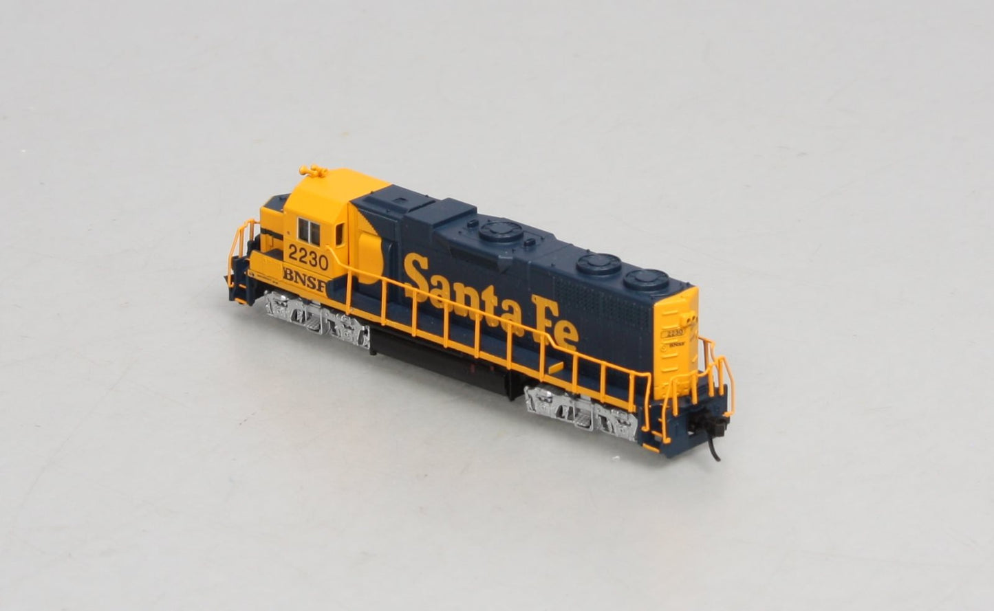 Atlas 40000394 N Scale BNSF GP-38 Diesel Locomotive w/DCC #2235