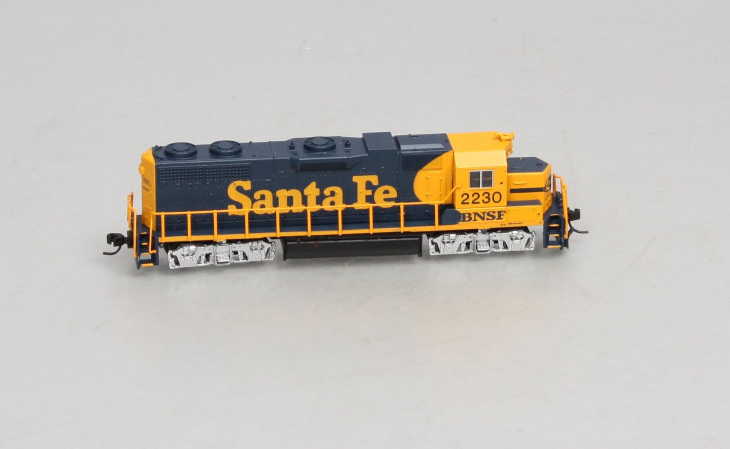 Atlas 40000394 N Scale BNSF GP-38 Diesel Locomotive w/DCC #2235