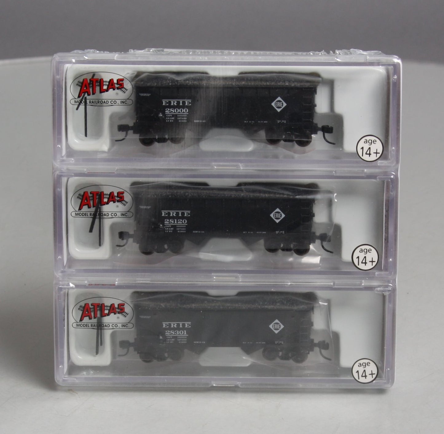 Atlas 5602 N Erie 2-Bay Offset Side Hopper Cars (Pack of 3)