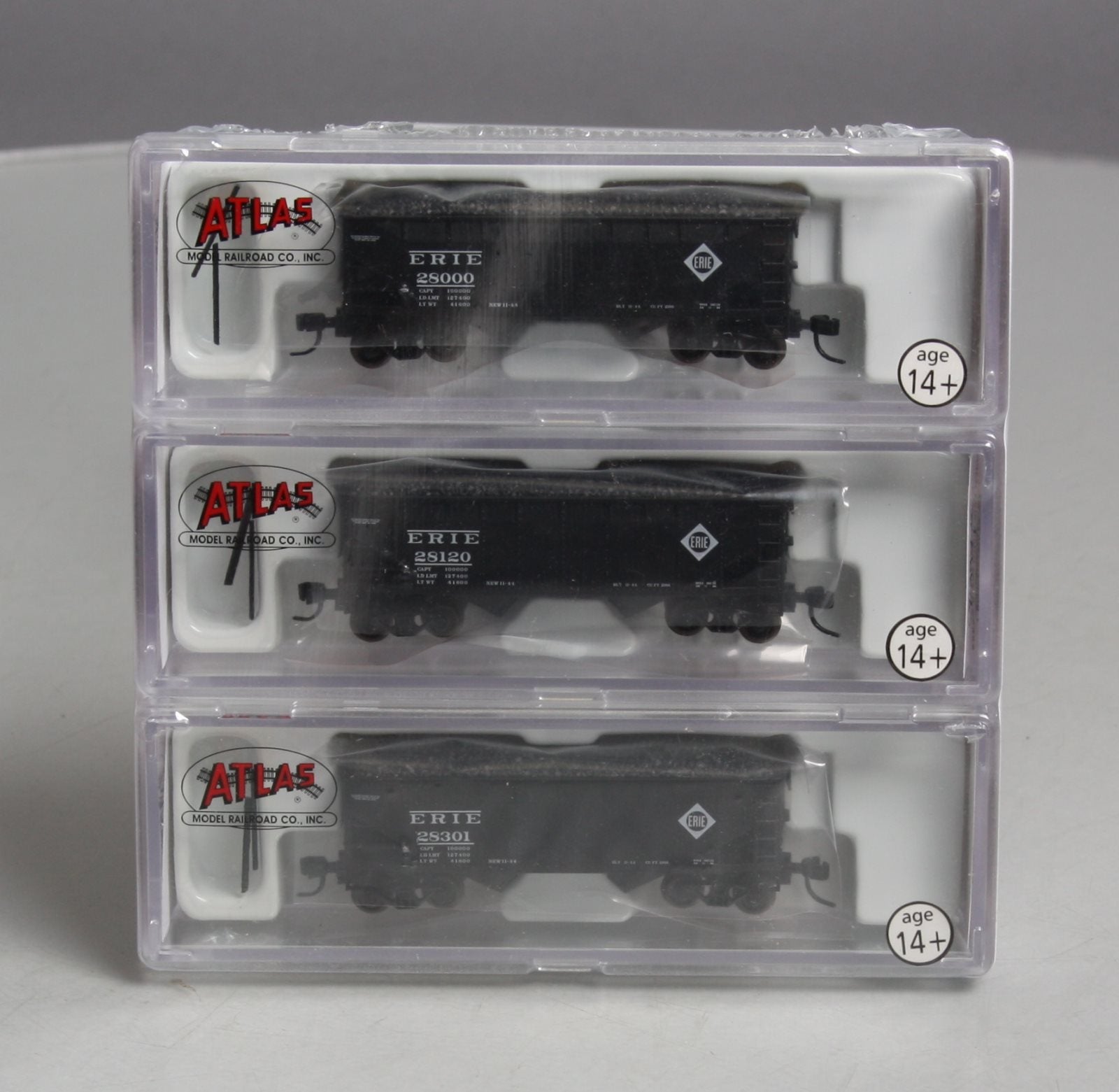 Atlas 5602 N Erie 2-Bay Offset Side Hopper Cars (Pack of 3)