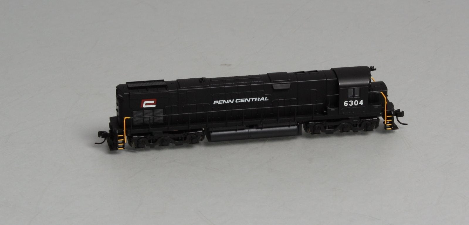 Atlas 54070 N Scale Penn Central C-628 Diesel #6304
