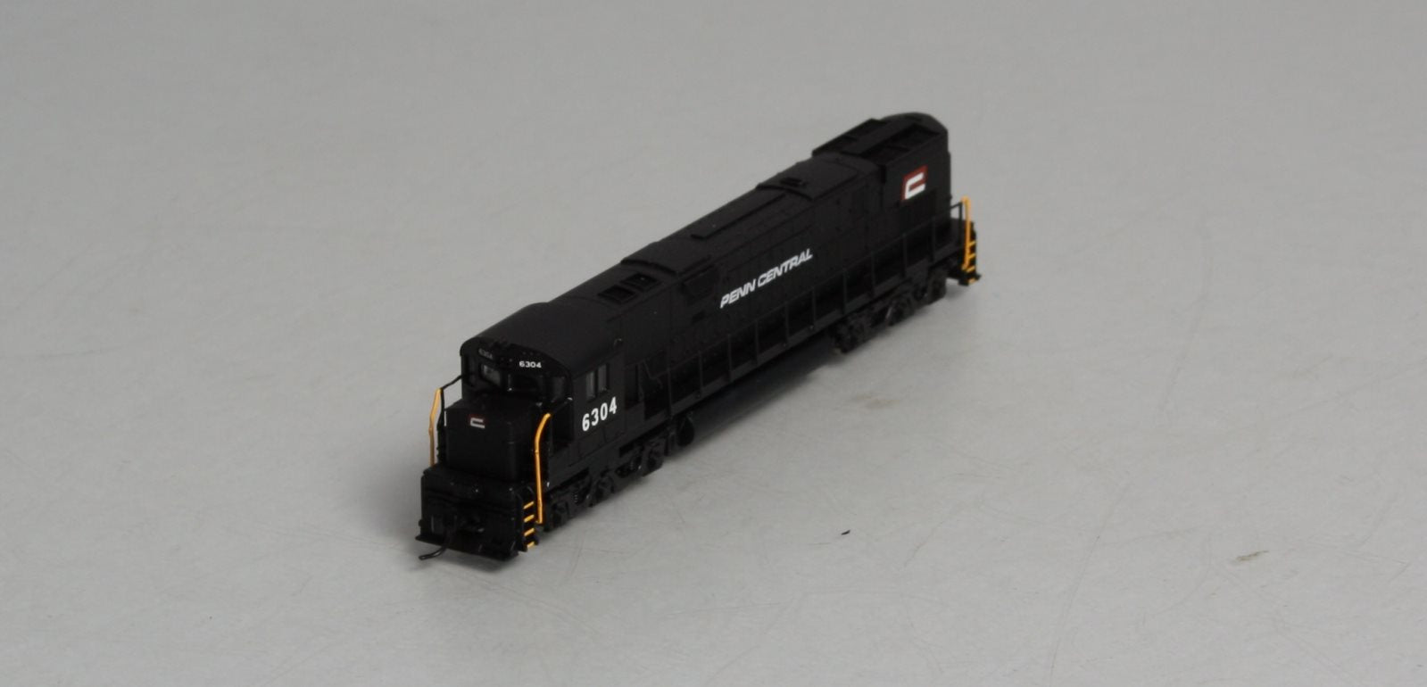Atlas 54070 N Scale Penn Central C-628 Diesel #6304
