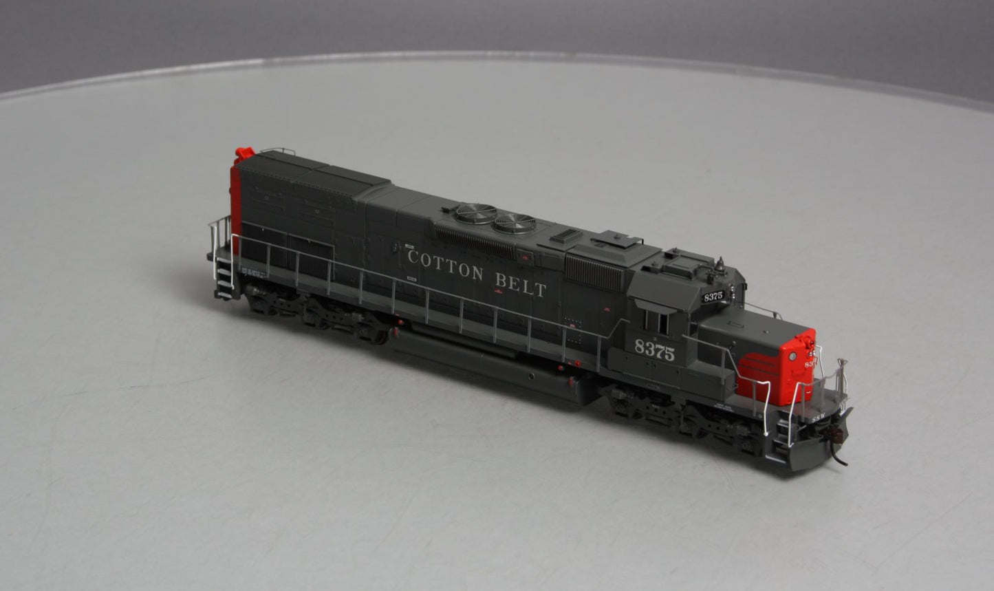 Athearn 95126 HO Cotton Belt SD40T-2 Powered Diesel Locomotive #8375