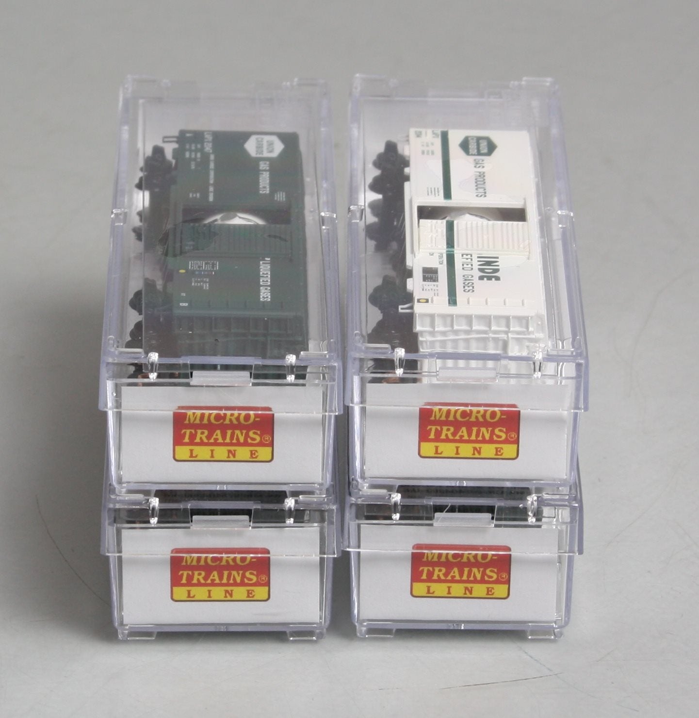 Micro-Trains 99301490 N Linde Liquefied 40' Single Door Boxcar w/Load (Set of 4)