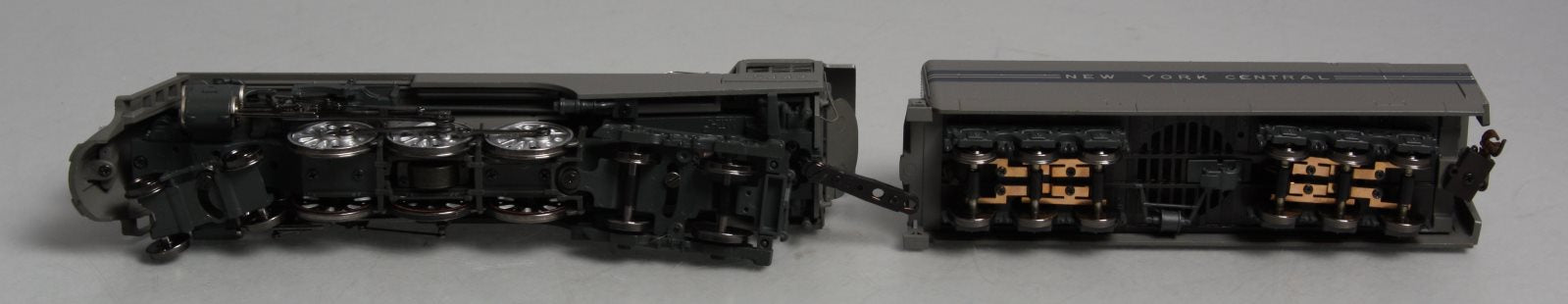 MTH 80-3165-1 HO Scale New York Central 4-6-4 Dreyfus Hudson #5449 w/PS 3.0