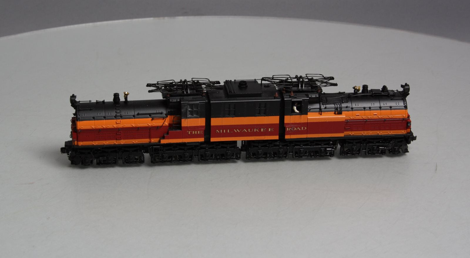 MTH 80-2140-1 HO Scale Milwaukee Road Bi-Polar Electric with Proto-Sound 3.0