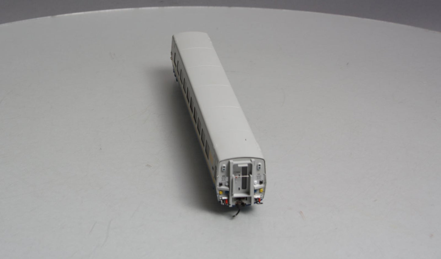 Rapido 108002 HO Scale VIA Rail LRC Coach #3309