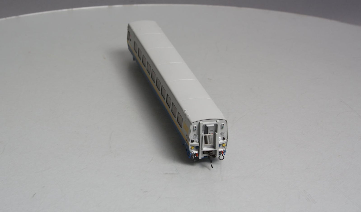 Rapido 108002 HO Scale VIA Rail LRC Coach #3309