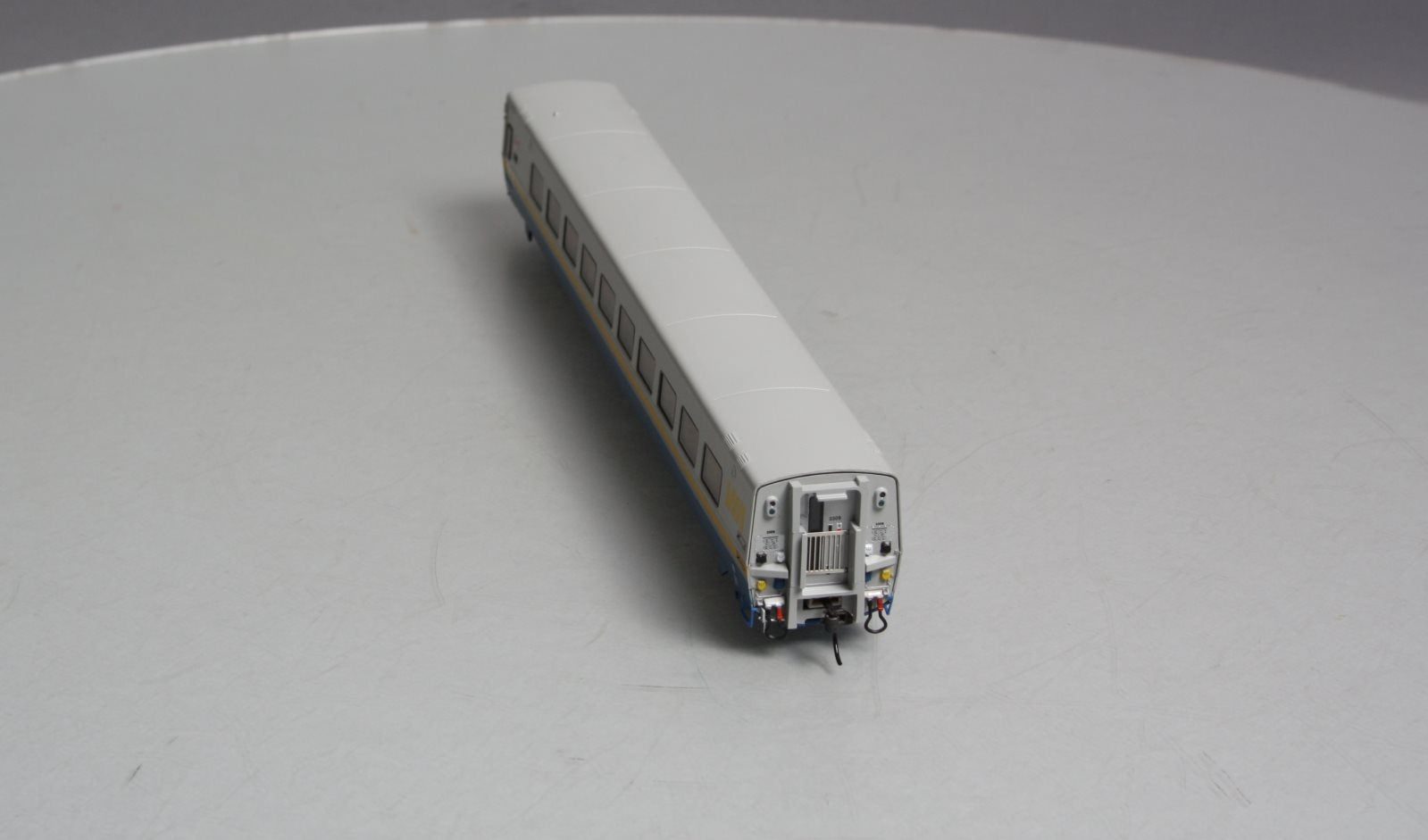 Rapido 108002 HO Scale VIA Rail LRC Coach #3309