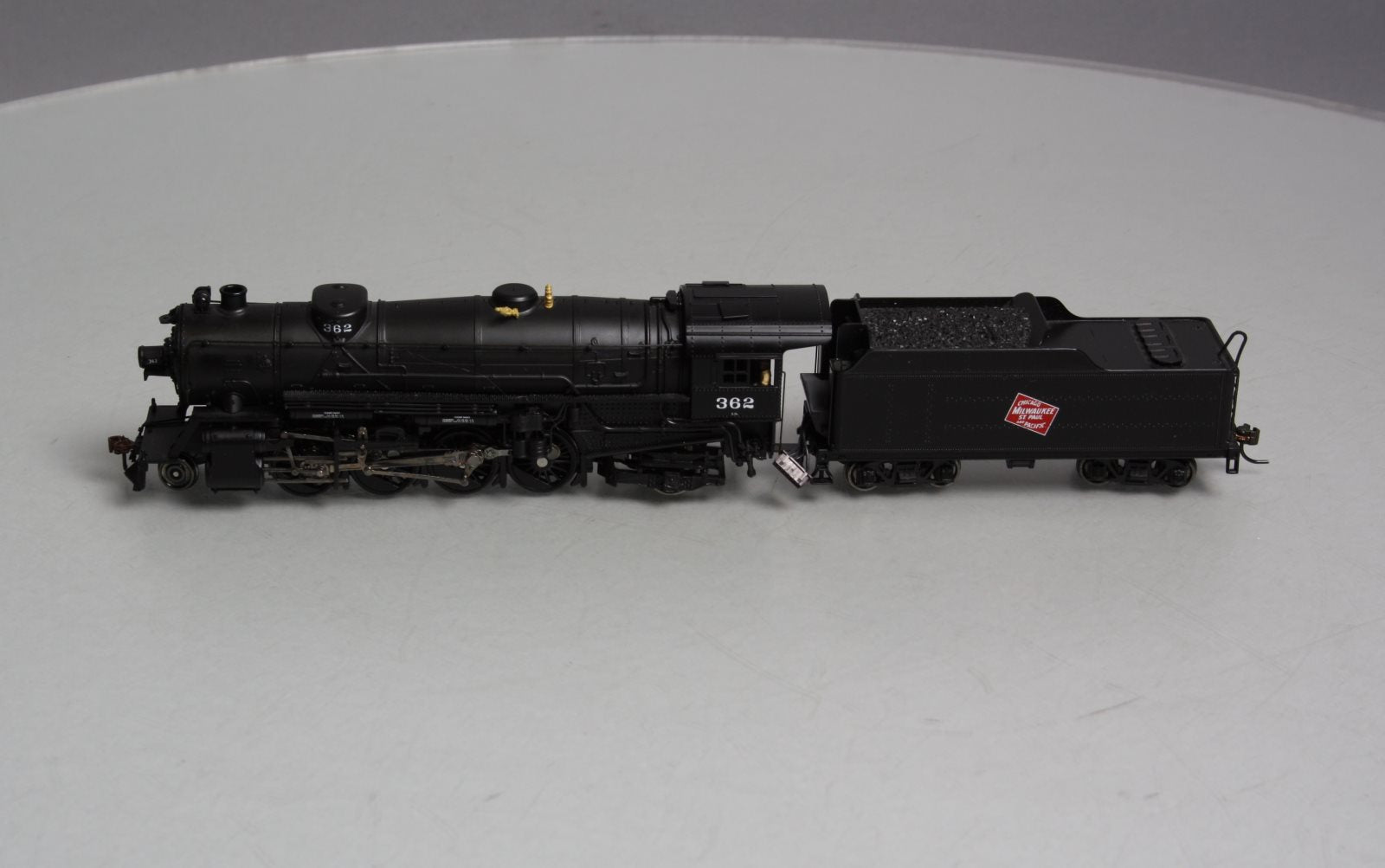 Broadway Limited 5146 HO Milwaukee Road USRA Heavy 2-8-2 Mikado with Sound #362