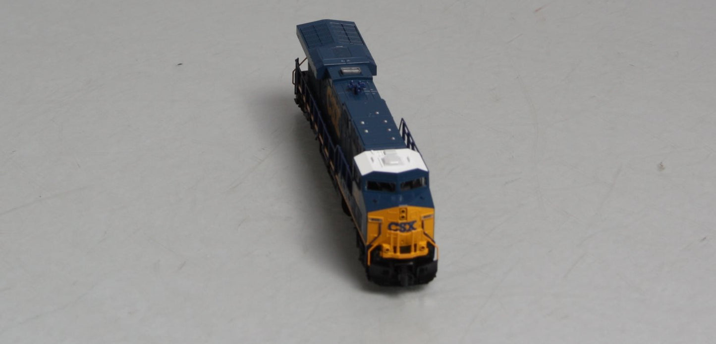 Kato 176-8915 N Scale CSX GE ES44AC Diesel Locomotive #800