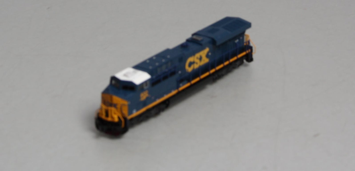 Kato 176-8915 N Scale CSX GE ES44AC Diesel Locomotive #800