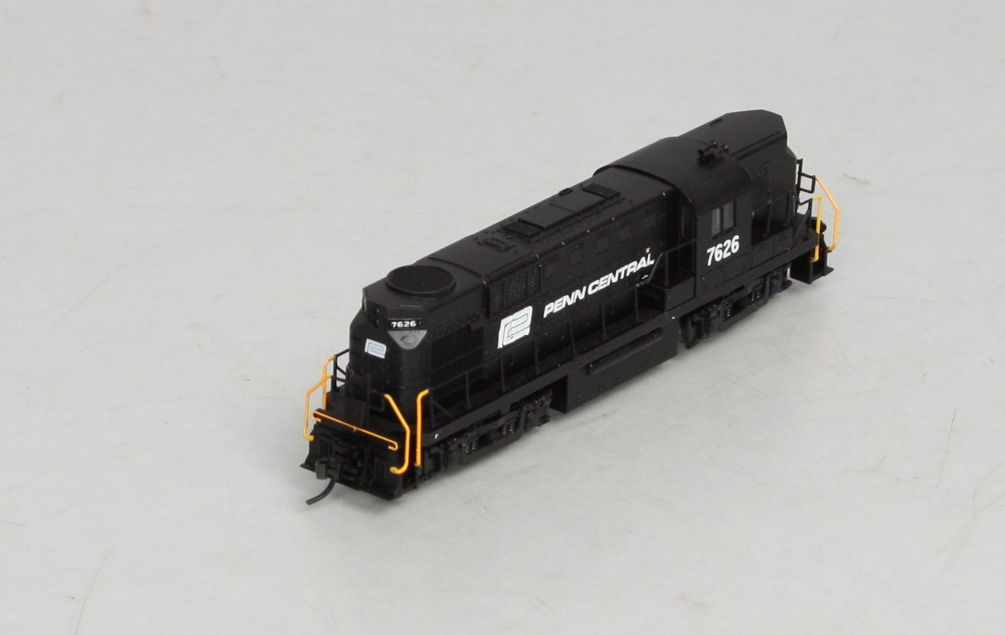Atlas 42668 N Scale Penn Central RS-11 Diesel Locomotive #7626